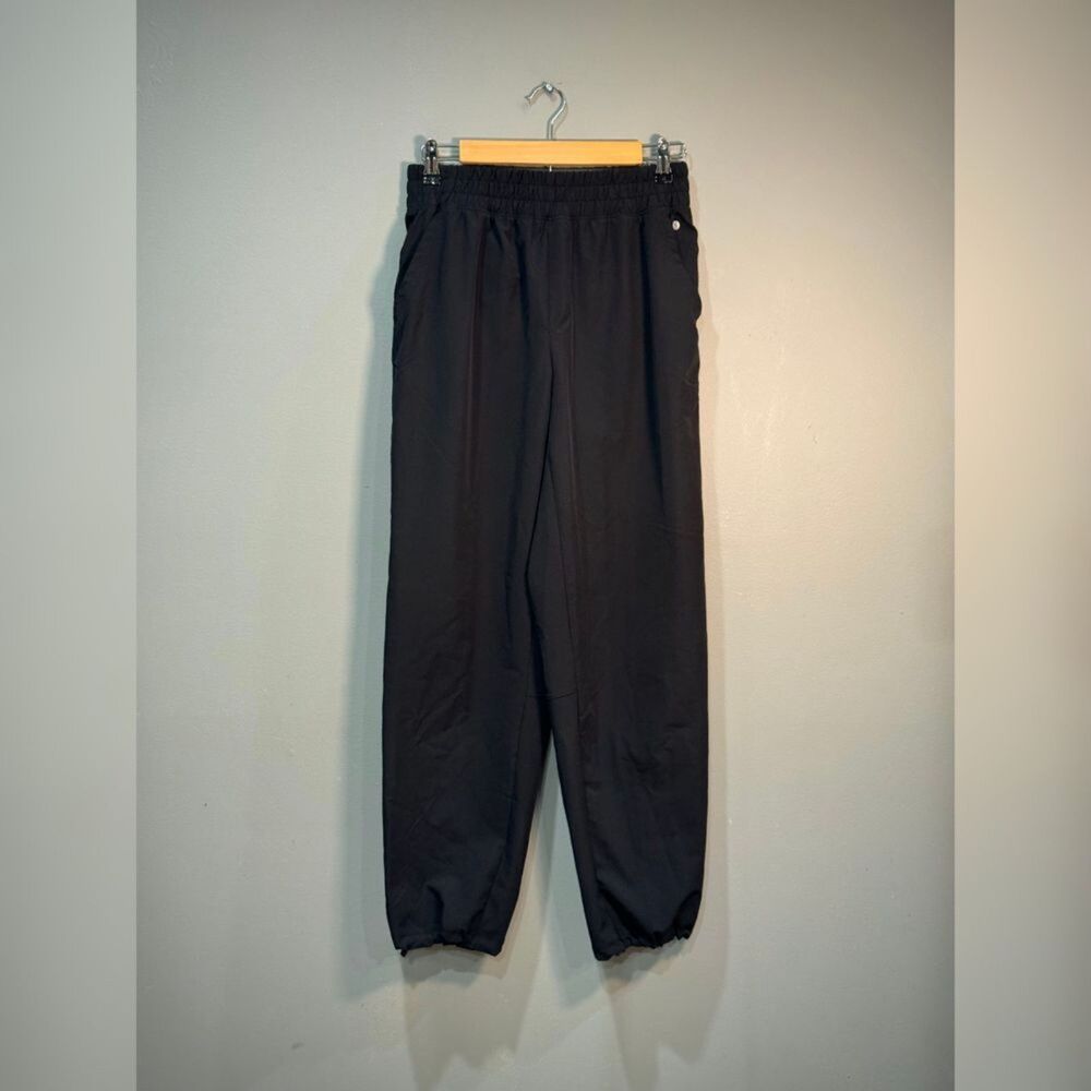 Black Layer 8 Quick Dry Lightweight Joggers Size M EUC